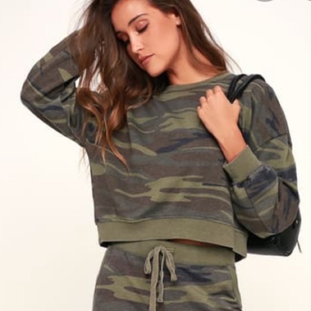 z supply cropped crew neck